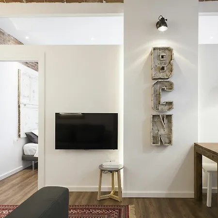 Charming Parallel برشلونة