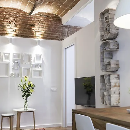 Charming Parallel Apartamento
