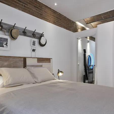 Apartamento Charming Parallel *