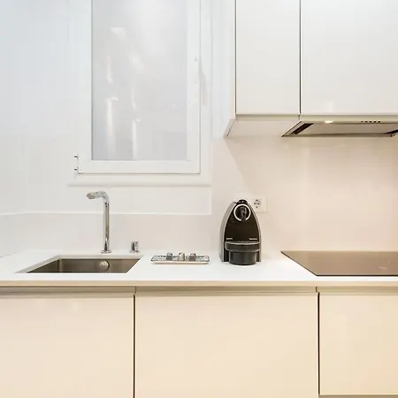 Charming Parallel Apartament *