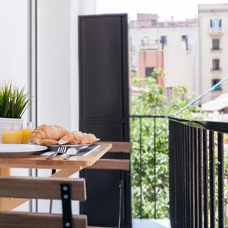 Charming Parallel * Barcelona